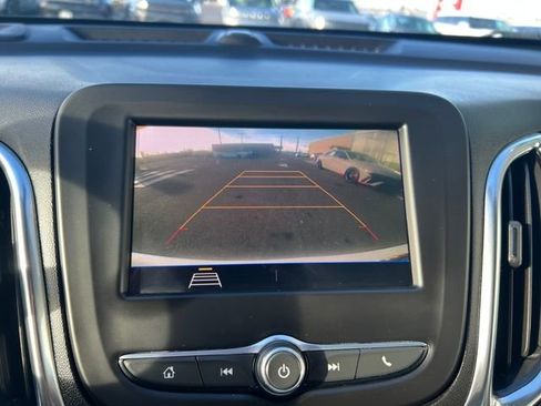 Used 2021 Chevrolet Equinox LT image 14