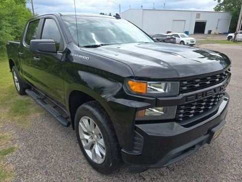 Used 2021 Chevrolet Silverado 1500 Custom w/ Safety Confidence Package AWD/4WD image 8