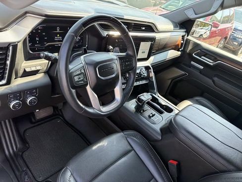Used 2024 GMC Sierra 1500 Denali AWD/4WD image 24