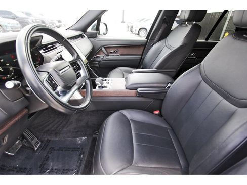 Used 2023 Land Rover Range Rover SE AWD/4WD image 6