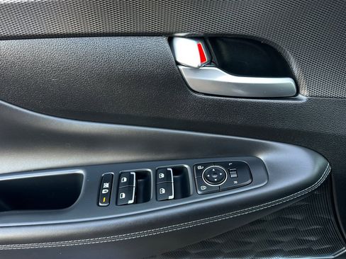 Used 2020 Hyundai Santa Fe SEL w/ Convenience + Premium Package image 11