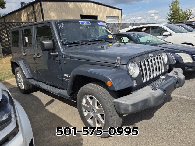 Used 2018 Jeep Wrangler Unlimited Sahara w/ Connectivity Group AWD/4WD image 5