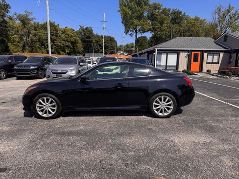 Used 2013 INFINITI G37 x Coupe w/ Premium Pkg AWD/4WD image 2