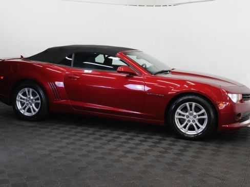 Used 2015 Chevrolet Camaro LT RWD image 5
