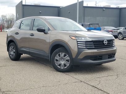 Used 2025 Nissan Kicks S