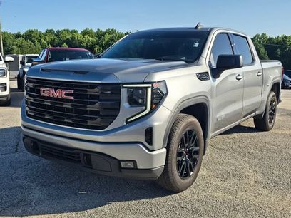 Used 2025 GMC Sierra 1500 Elevation