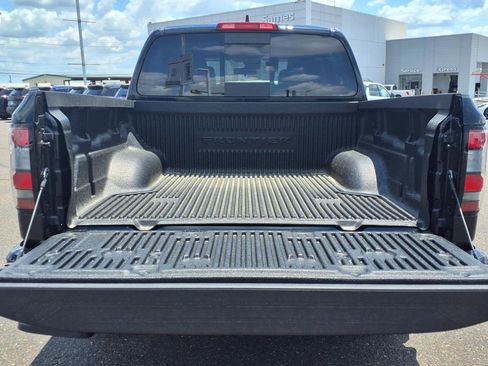 New 2025 Nissan Frontier SV image 8