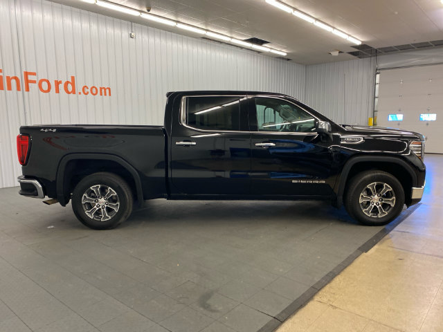 Used 2026 GMC Sierra 1500 SLT AWD/4WD image 22