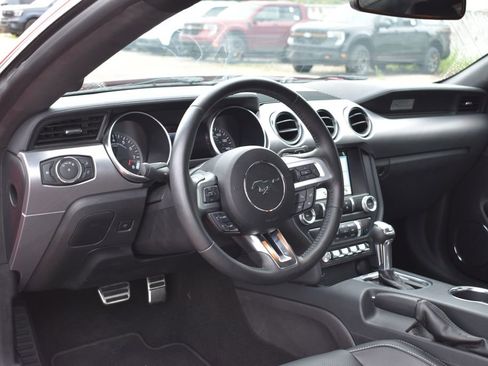 Used 2019 Ford Mustang GT Premium RWD image 8