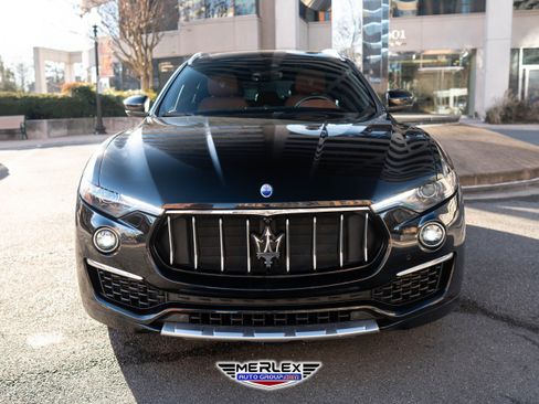 Used 2019 Maserati Levante S GranLusso image 2