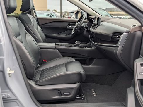 Used 2023 Nissan Rogue Platinum AWD/4WD image 10