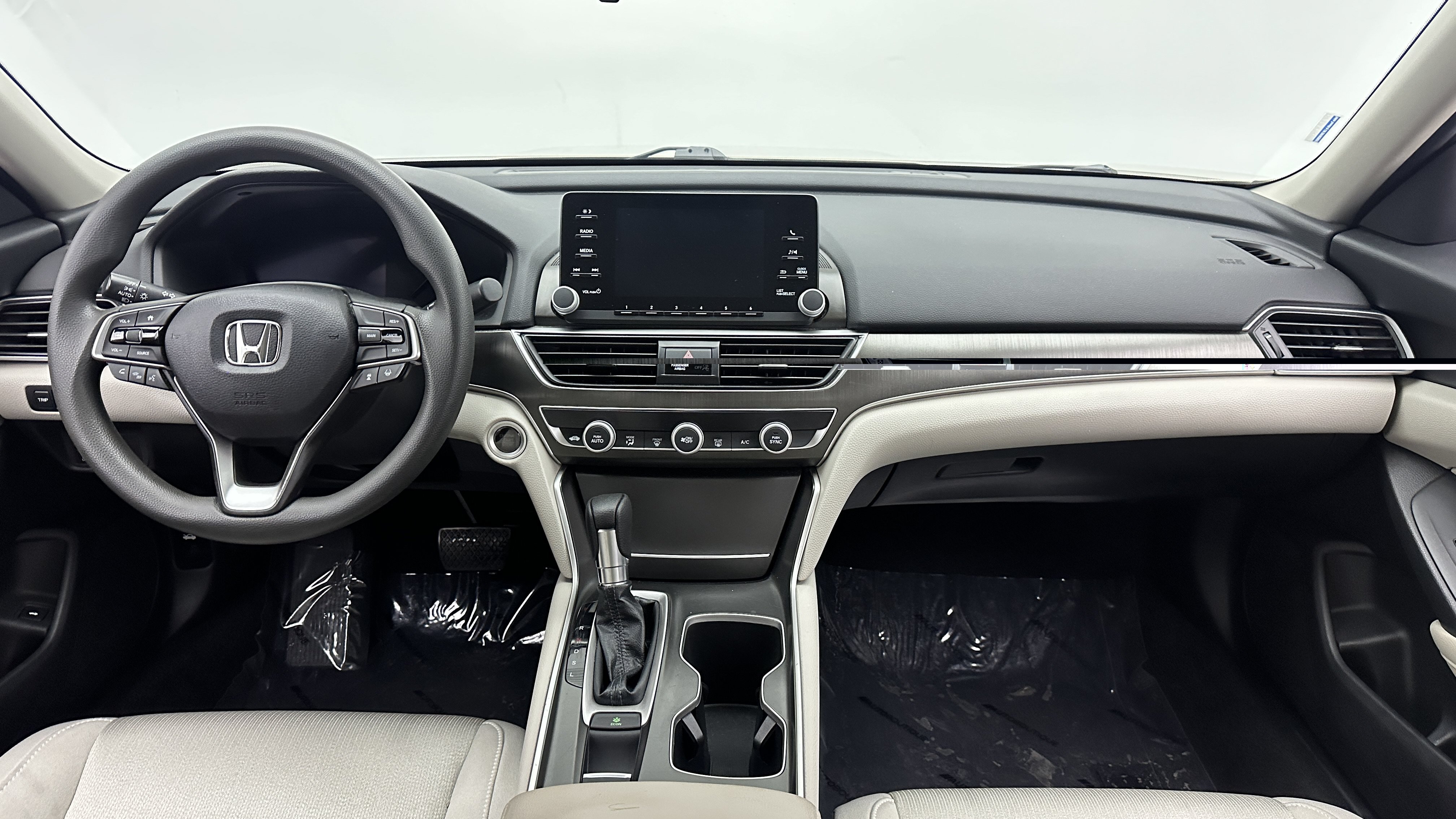 Used 2018 Honda Accord LX image 27