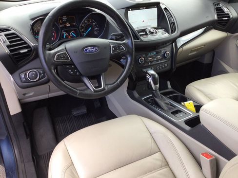 Used 2018 Ford Escape Titanium w/ Ford Safe & Smart Package AWD/4WD image 18