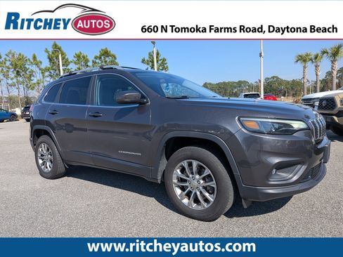 Used 2020 Jeep Cherokee Latitude Plus w/ Cold Weather Group image 1