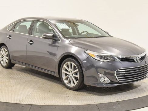 Used 2014 Toyota Avalon XLE Touring image 3