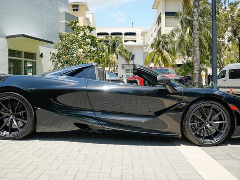 Used 2021 McLaren 720S Spider RWD image 25