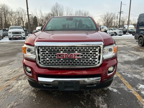 Used 2019 GMC Canyon Denali image 4