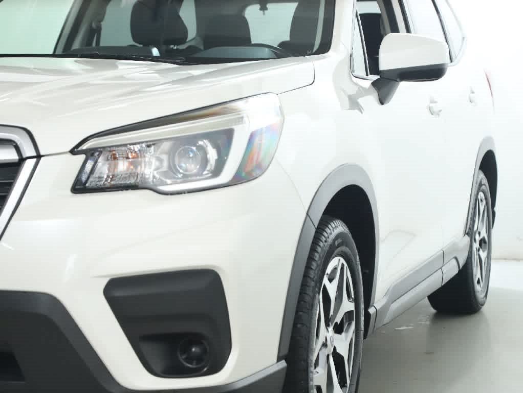 Used 2020 Subaru Forester Premium w/ Popular Package #1 AWD/4WD image 4
