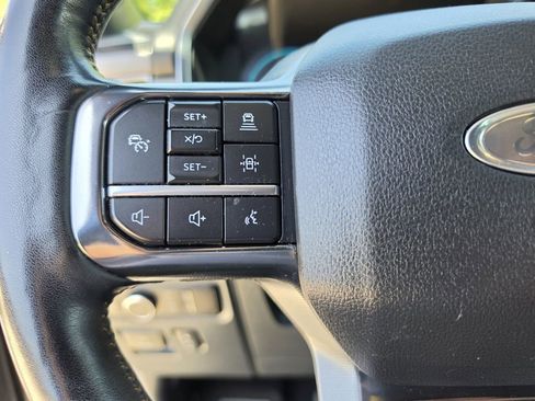 Used 2022 Ford F150 Platinum w/ Equipment Group 701A High AWD/4WD image 17