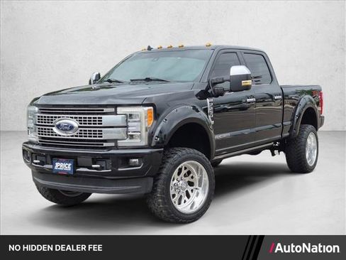 Used 2019 Ford F250 Platinum w/ Platinum Ultimate Package AWD/4WD image 1