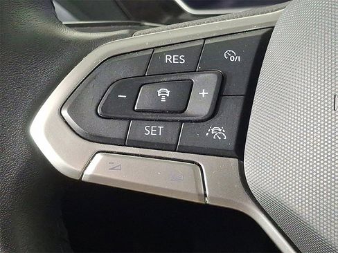 Used 2024 Volkswagen Jetta SE image 21