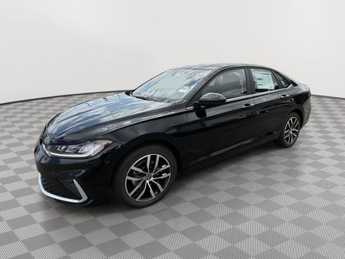 New 2025 Volkswagen Jetta SE image 3