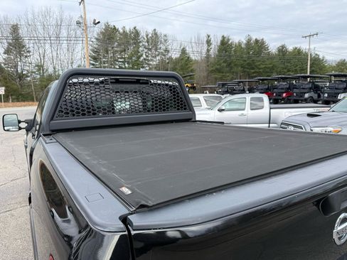 Used 2017 Nissan Titan PRO-4X image 9