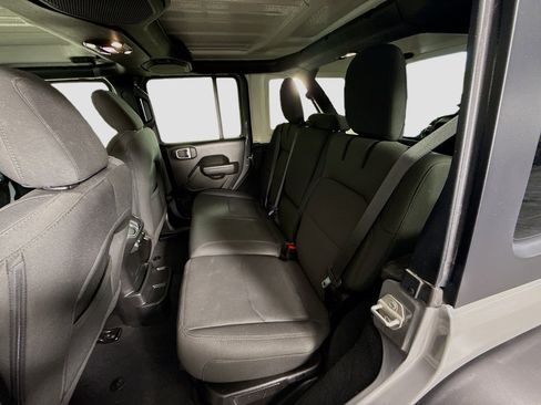 Used 2023 Jeep Wrangler Unlimited w/ Cold Weather Group image 25
