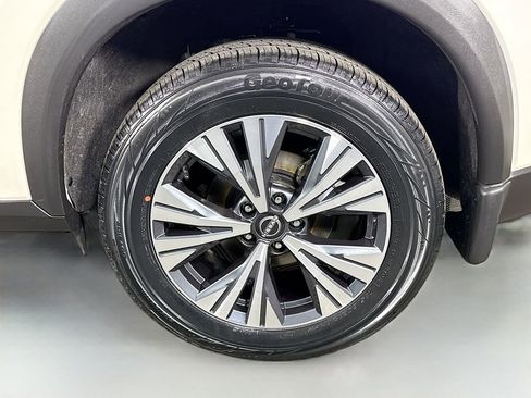 Certified 2023 Nissan Rogue SV w/ SV Premium Package image 34