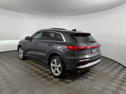 Used 2025 Audi Q5 Premium Plus w/ Premium Plus AWD/4WD image 10