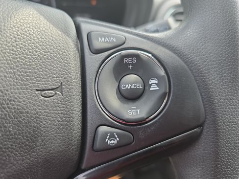 Used 2021 Honda HR-V EX image 17