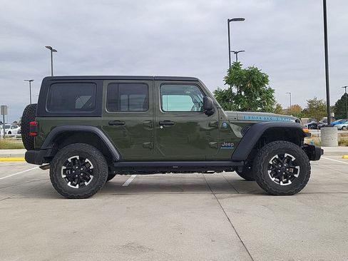 Used 2024 Jeep Wrangler Unlimited Rubicon 4xe w/ Capability Package AWD/4WD image 9