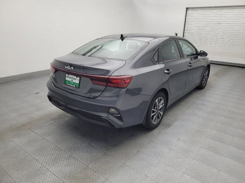 Used 2022 Kia Forte LXS w/ LXS Technology Package FWD image 9