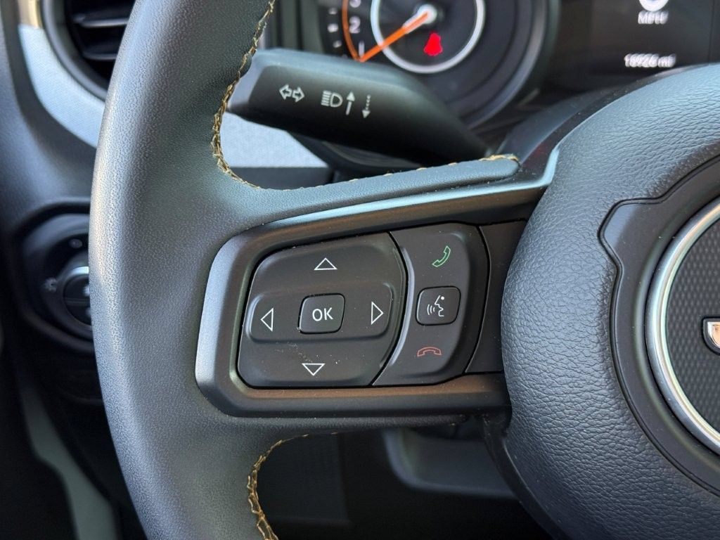 Used 2024 Jeep Gladiator Sport AWD/4WD image 30