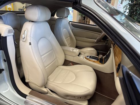 Used 2006 Jaguar XK8 Base image 20