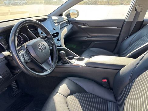 Used 2024 Toyota Camry SE image 13