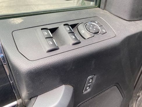 Used 2018 Ford F150 XLT w/ Equipment Group 302A Luxury AWD/4WD image 21