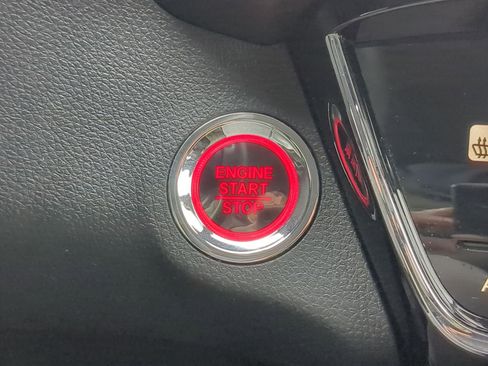 Used 2019 Honda HR-V EX image 21