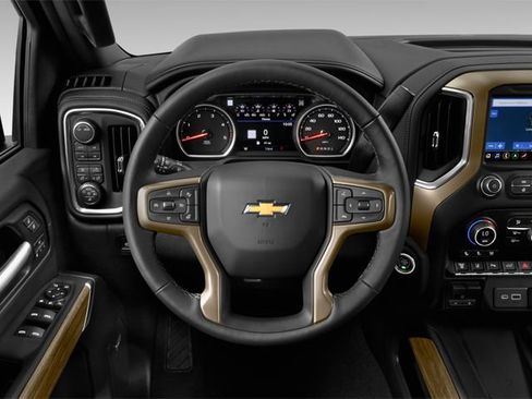 Used 2019 Chevrolet Silverado 2500 LT w/ LT Convenience Package AWD/4WD image 8