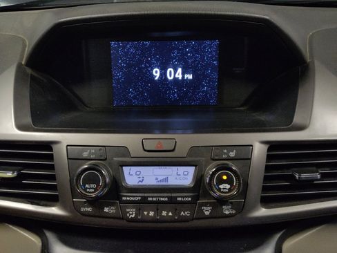 Used 2016 Honda Odyssey EX-L image 25