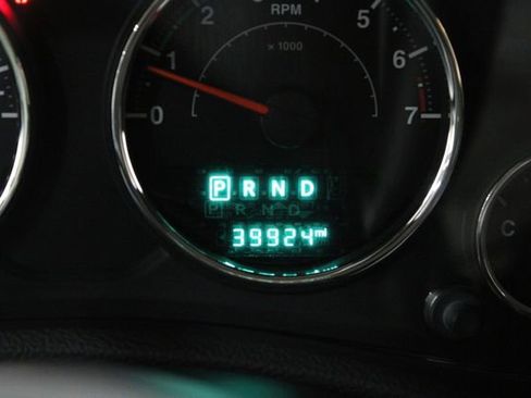 Used 2017 Jeep Wrangler Unlimited Sport image 28