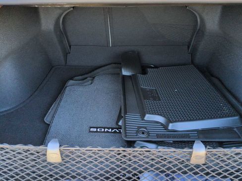 New 2025 Hyundai Sonata Limited image 36