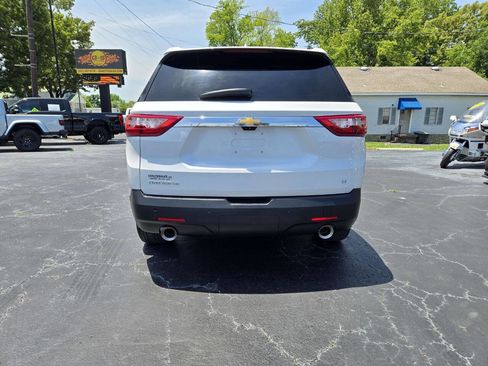 Used 2019 Chevrolet Traverse LT w/ LT Premium Package FWD image 6
