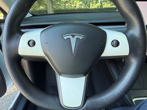 Used 2021 Tesla Model 3 Standard Range Plus RWD image 33