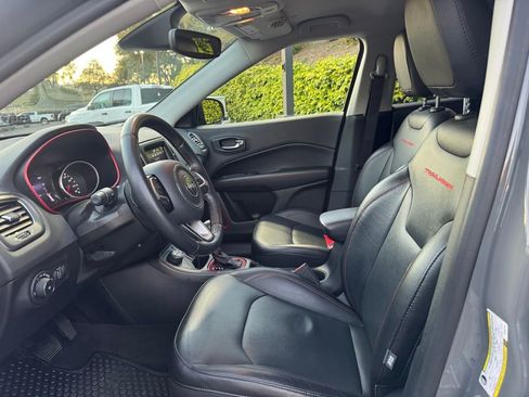 Certified 2019 Jeep Compass Trailhawk w/ Leather Interior Group image 7