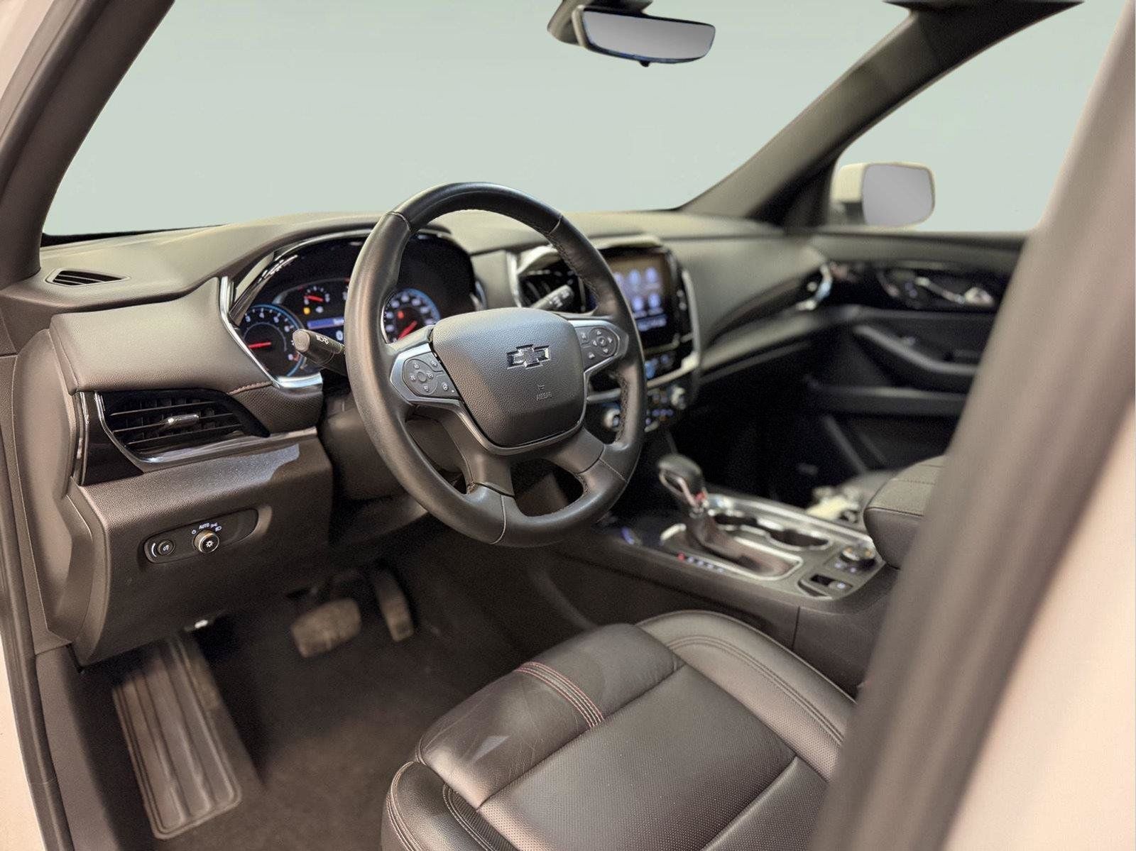 Used 2023 Chevrolet Traverse RS w/ LPO, Floor Liner Package AWD/4WD image 23