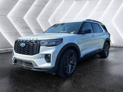 New 2026 Ford Explorer ST-Line w/ ST-Line Street Pack