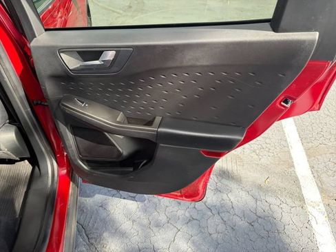Used 2020 Ford Escape SE Sport AWD/4WD image 9