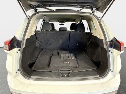 Certified 2024 Nissan Rogue S FWD image 24
