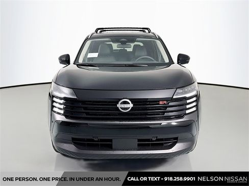 New 2026 Nissan Kicks SR w/ SR Premium Package image 2